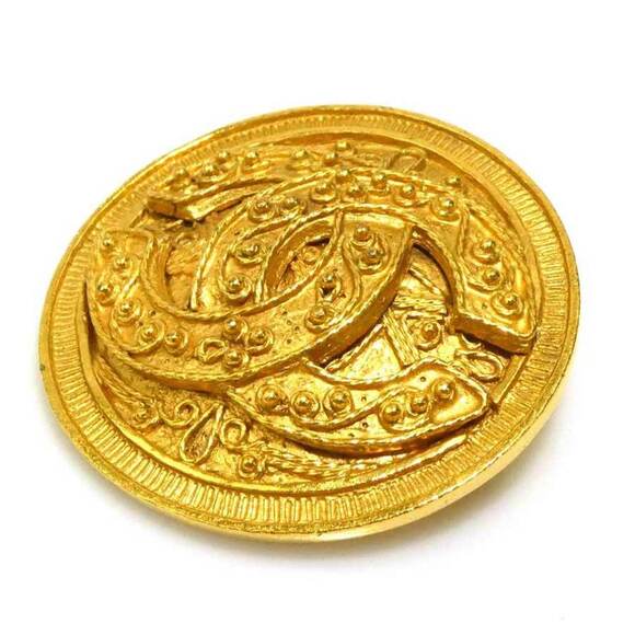 CHANEL Gold Logo Brooch - Picture 3 of 5